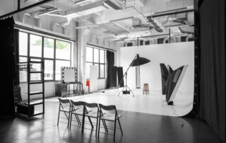 De studio van fotografie Amsterdam waar klanten langs kunnen komen voor een professionele fotoshoot.